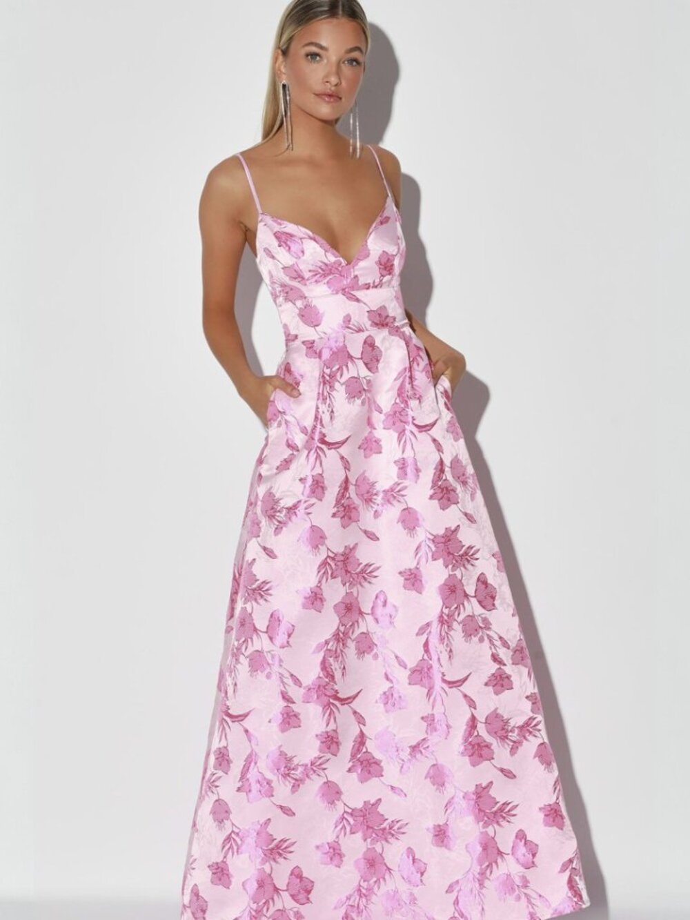 NWT Lulus With Passion Pink Floral Print Jacquard Sleeveless Maxi Dress - Picture 2 of 9